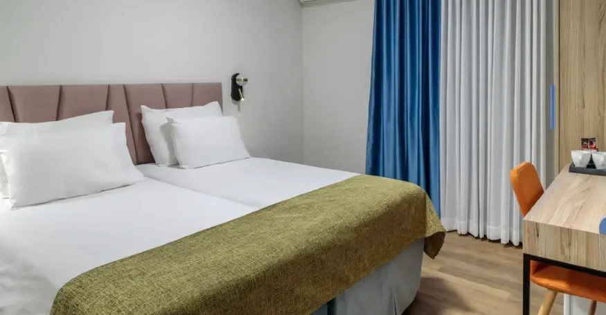 בית מלון בטבריה באווירה כפרית ושלווה על שפת הכנרת